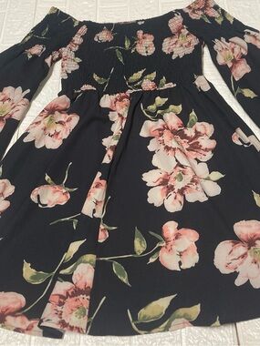 Off-Shoulder Floral Women’s smock Top - Black with Pink Flowers